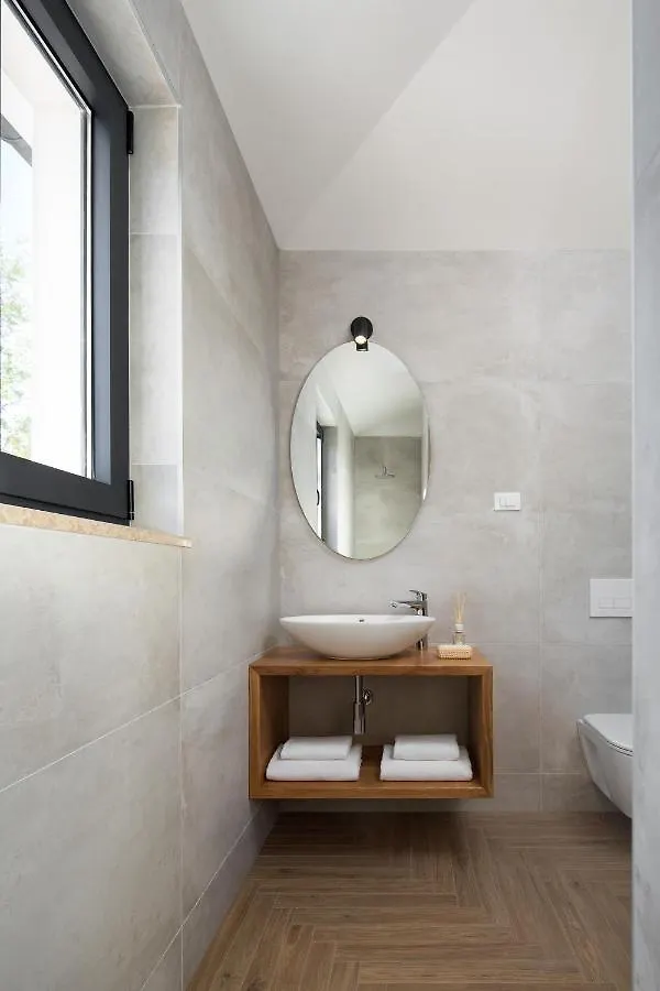 Villa Arman Vizinada 0*,